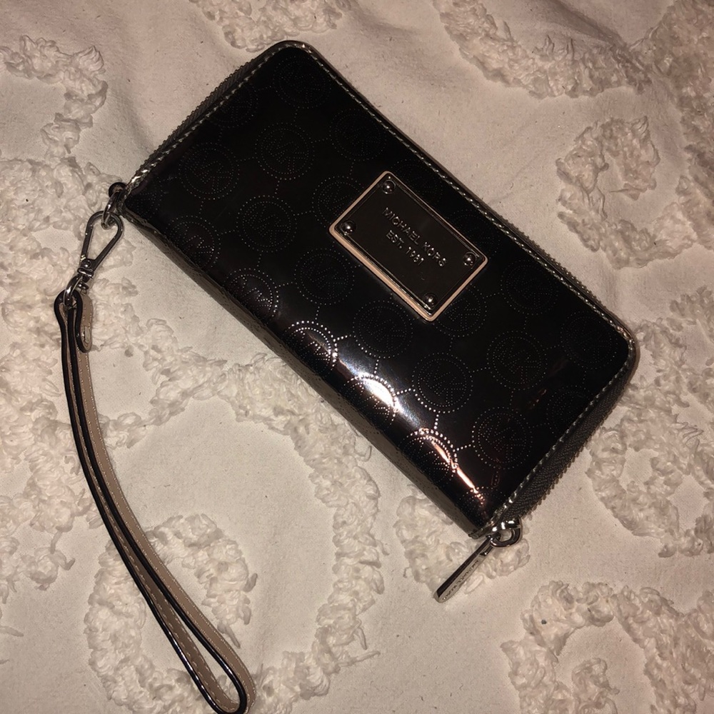 MK Wallet:)